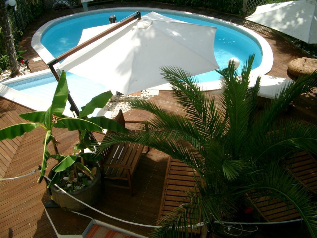 Hotel Bengasi Rimini Exterior foto